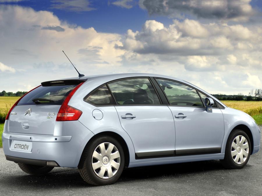  Citroen C4 BioFlex 2004 года  (фото 6 из 9)